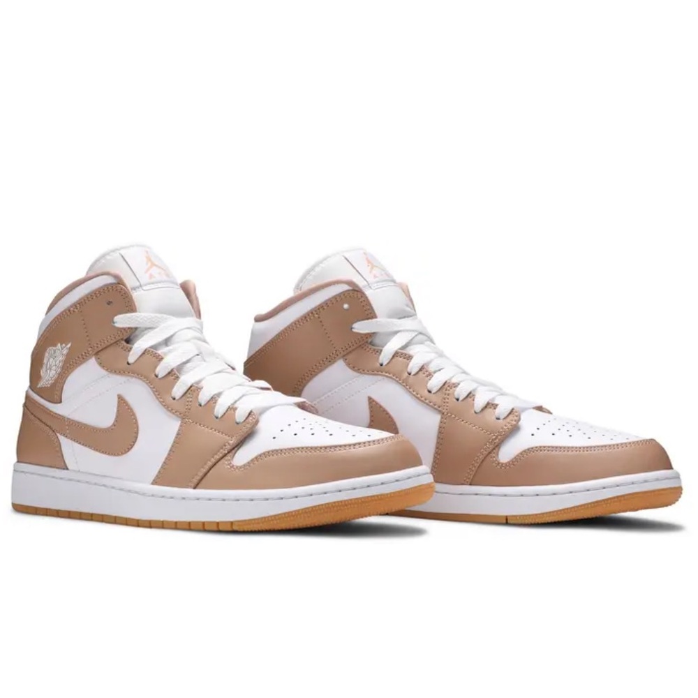 Nike Air Jordan 1 Mid 'Tan Gum'